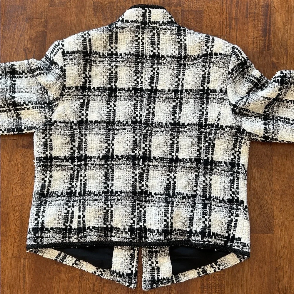 Chico’s Women’s chic classic timeless Black White Tweed Wool Blend Blazer size 1